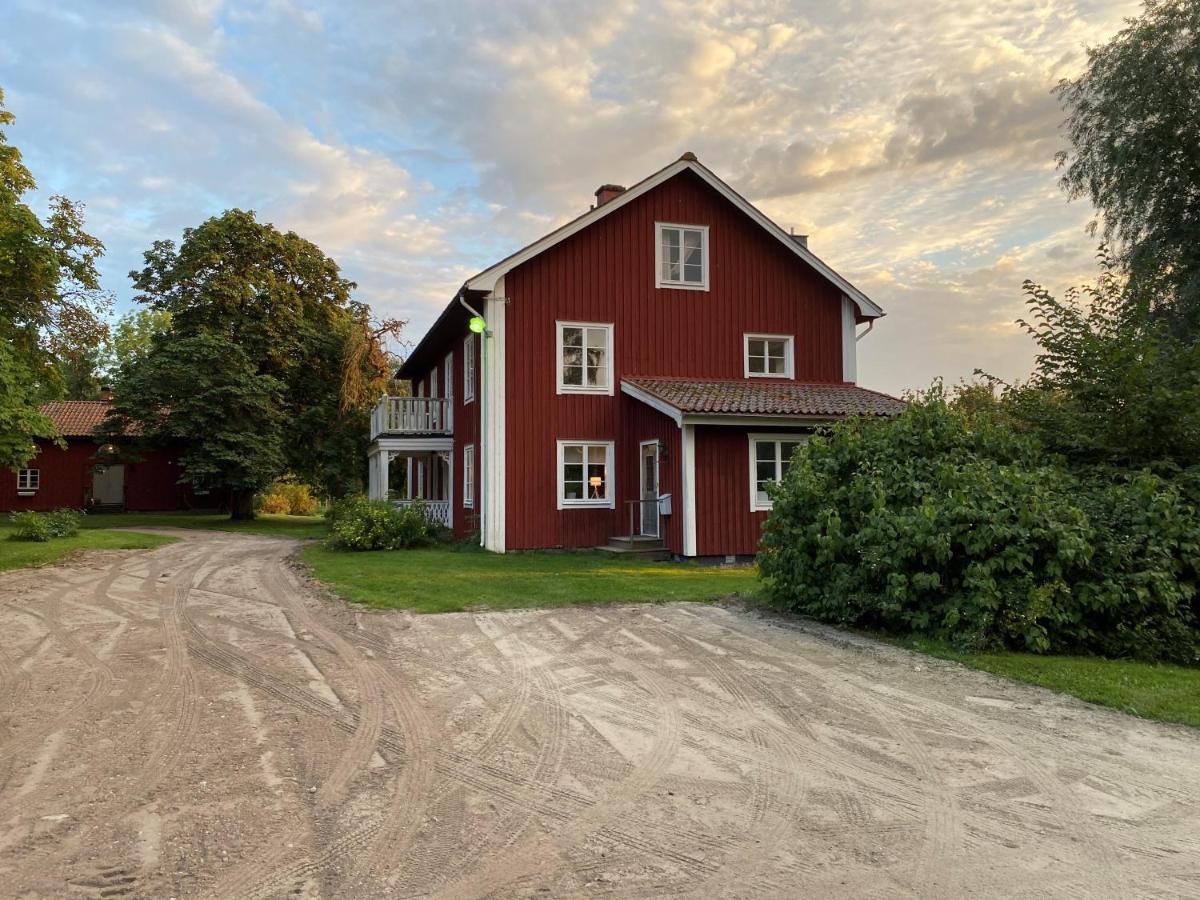 Segerstadsby Gardshotell Ab Vålberg Kültér fotó
